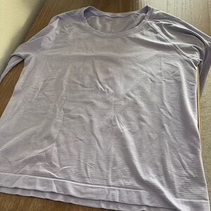 Lululemon swiftly short waist.  Size 8